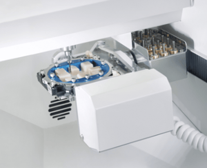 DWX-52D_5_axis_milling-350x285